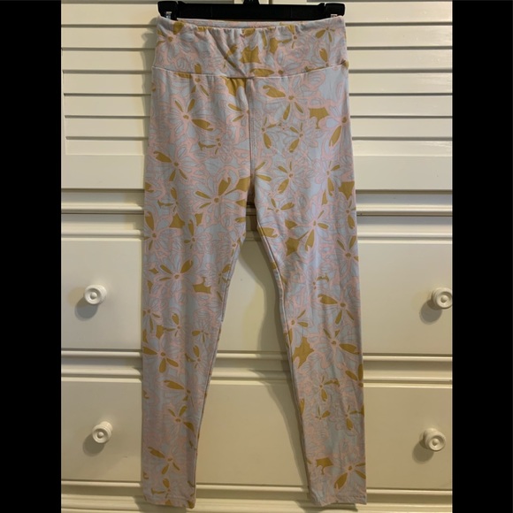 EUC LuLaRoe OS Leggings - Picture 9 of 9